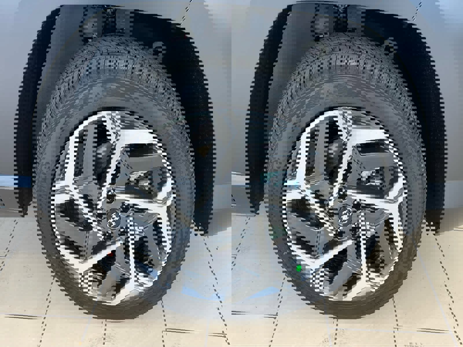 Used 2026 Hyundai Kona SEL Premium image 16