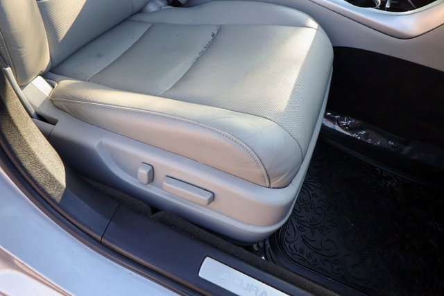 Used 2017 Acura TLX w/ Technology Package image 33