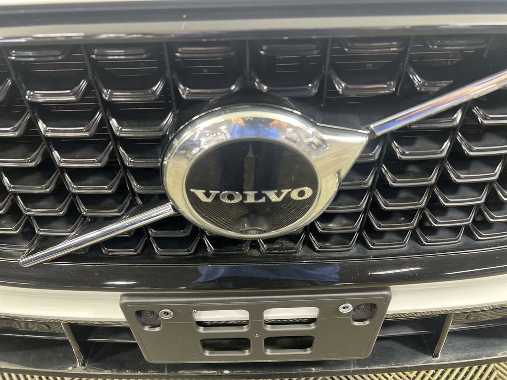 Used 2023 Volvo XC60 B6 Ultimate AWD/4WD image 31