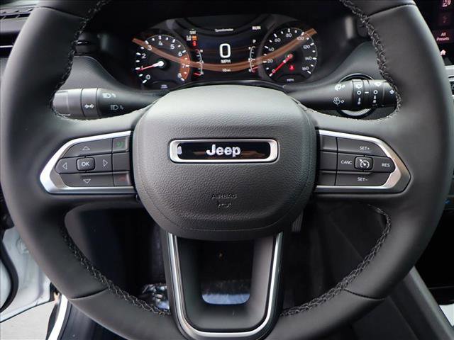 New 2026 Jeep Compass Latitude image 12