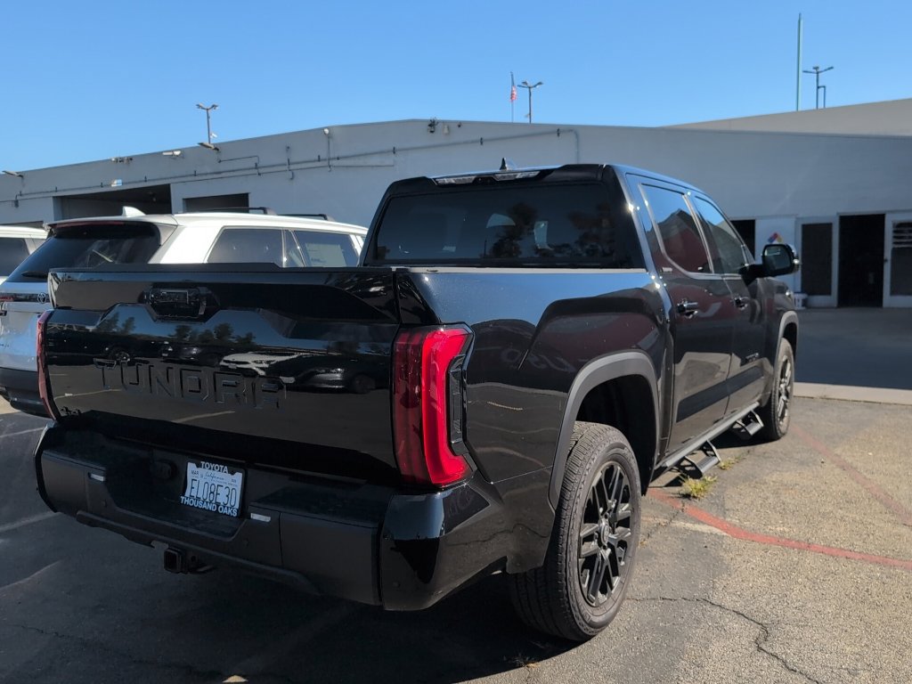 Used 2026 Toyota Tundra Limited AWD/4WD image 3