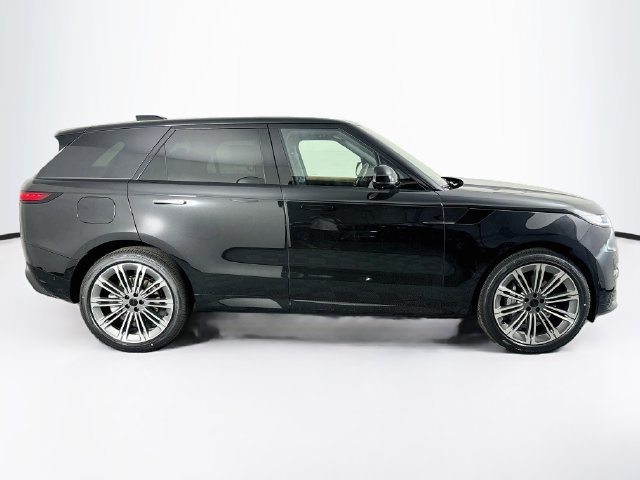 New 2027 Land Rover Range Rover Sport Dynamic SE AWD/4WD image 4