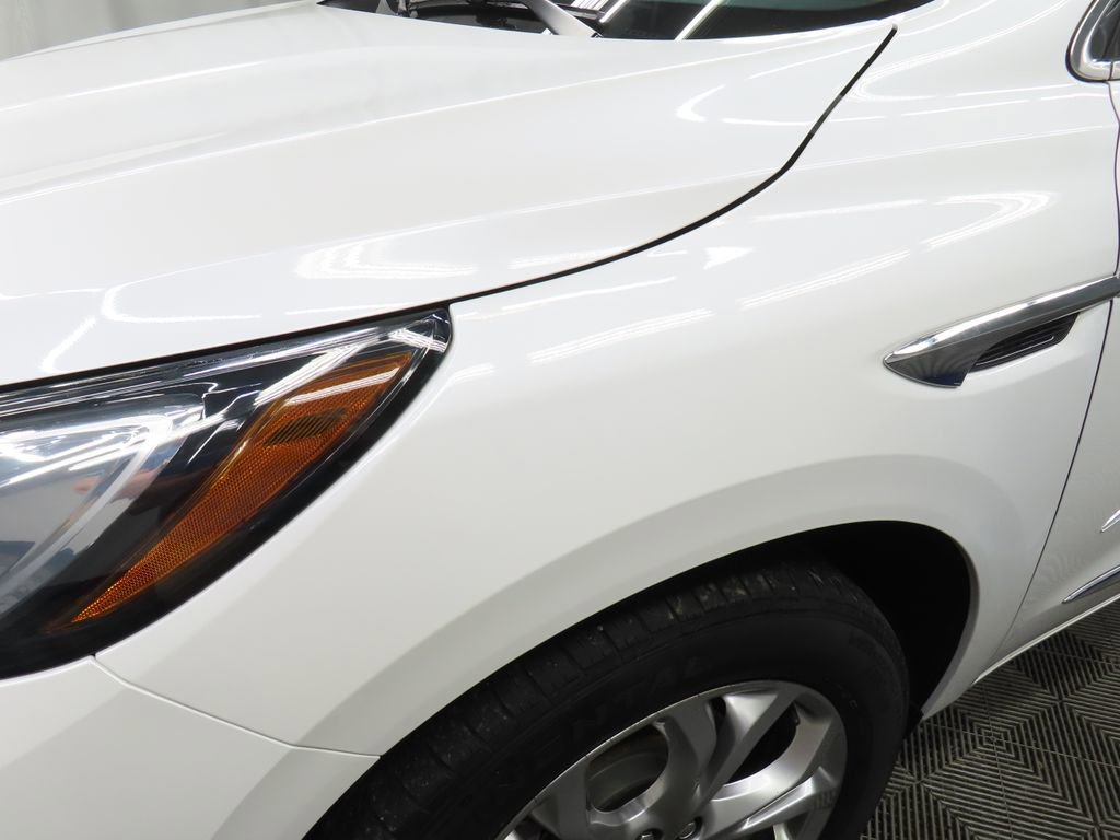 Used 2018 Buick Enclave Avenir w/ Avenir Technology Package AWD/4WD image 44