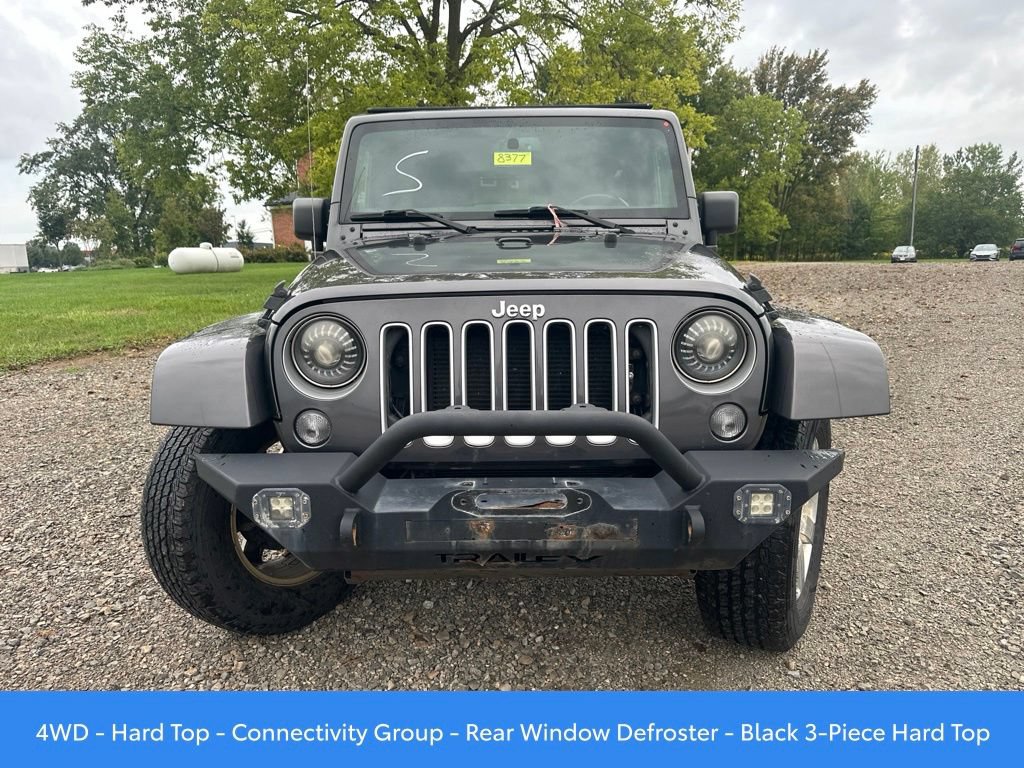 Used 2016 Jeep Wrangler Unlimited Sahara w/ Dual Top Group AWD/4WD image 2