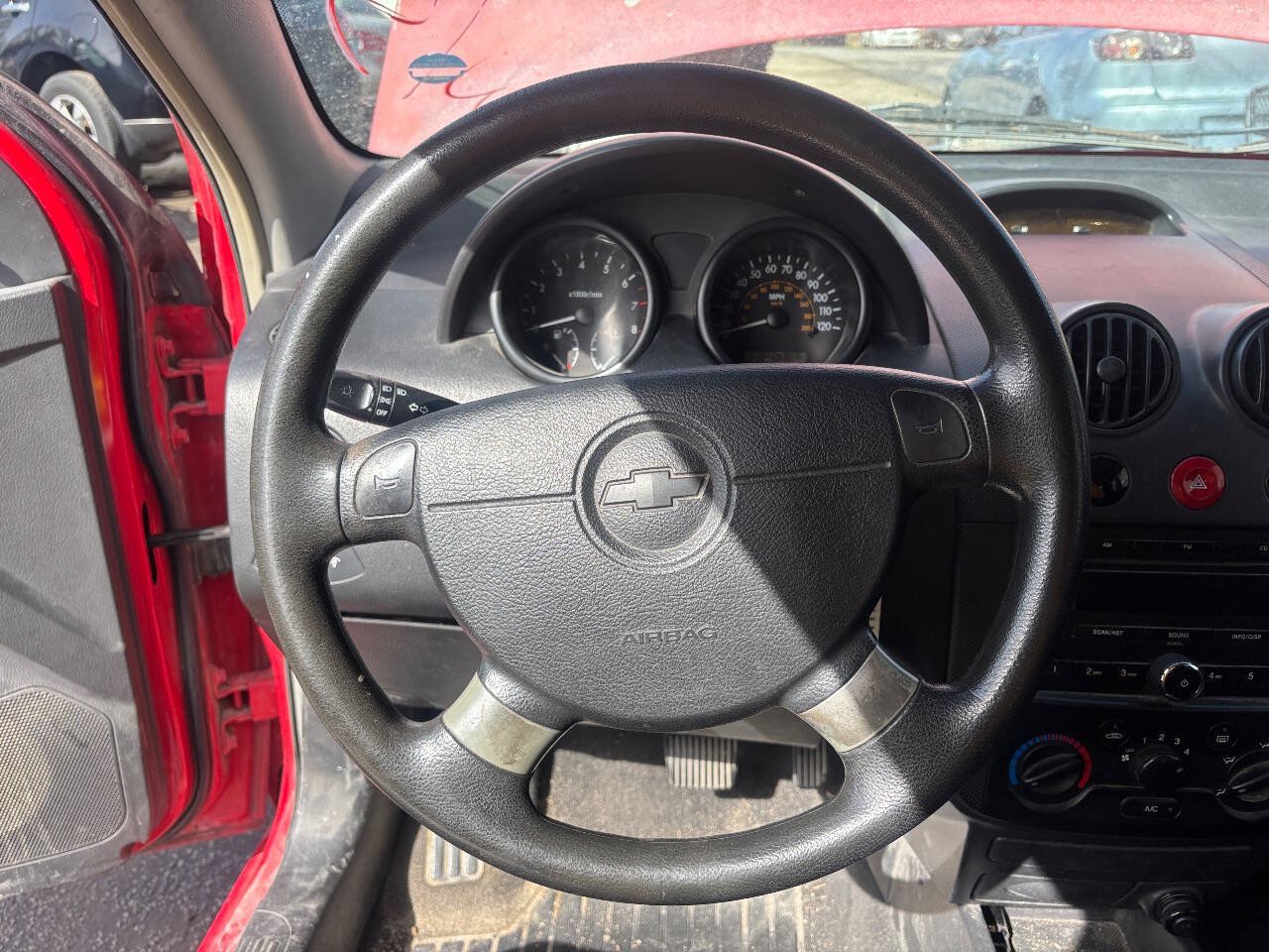 Used 2006 Chevrolet Aveo LS FWD image 18