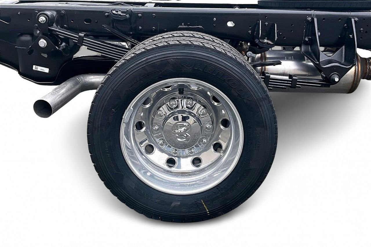 New 2026 RAM 4500 Tradesman w/ Chrome Appearance Group image 32