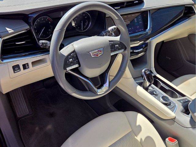 Used 2022 Cadillac XT6 Premium Luxury FWD image 14