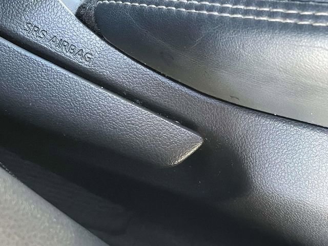 Used 2021 Toyota RAV4 XLE Premium image 19