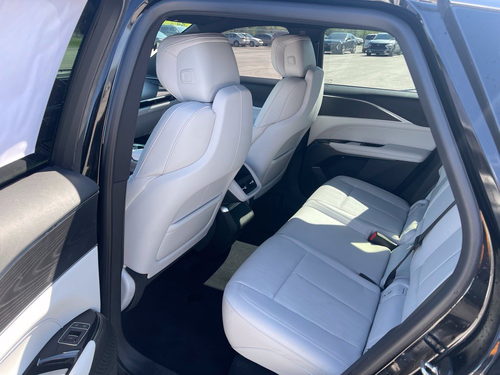Certified 2024 Cadillac Lyriq Sport AWD/4WD image 15