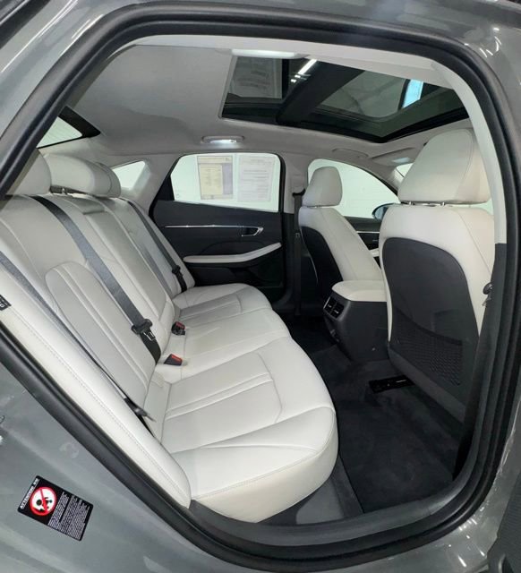 Used 2022 Hyundai Sonata Limited image 12