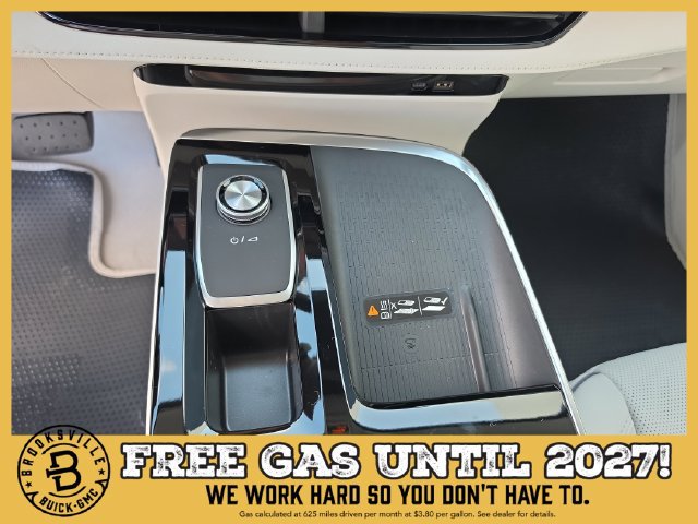 New 2027 Buick Enclave Avenir w/ LPO, Floor Liner Package FWD image 26