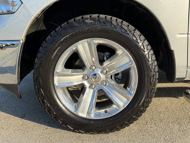 Used 2014 RAM 1500 Classic SLT AWD/4WD image 14