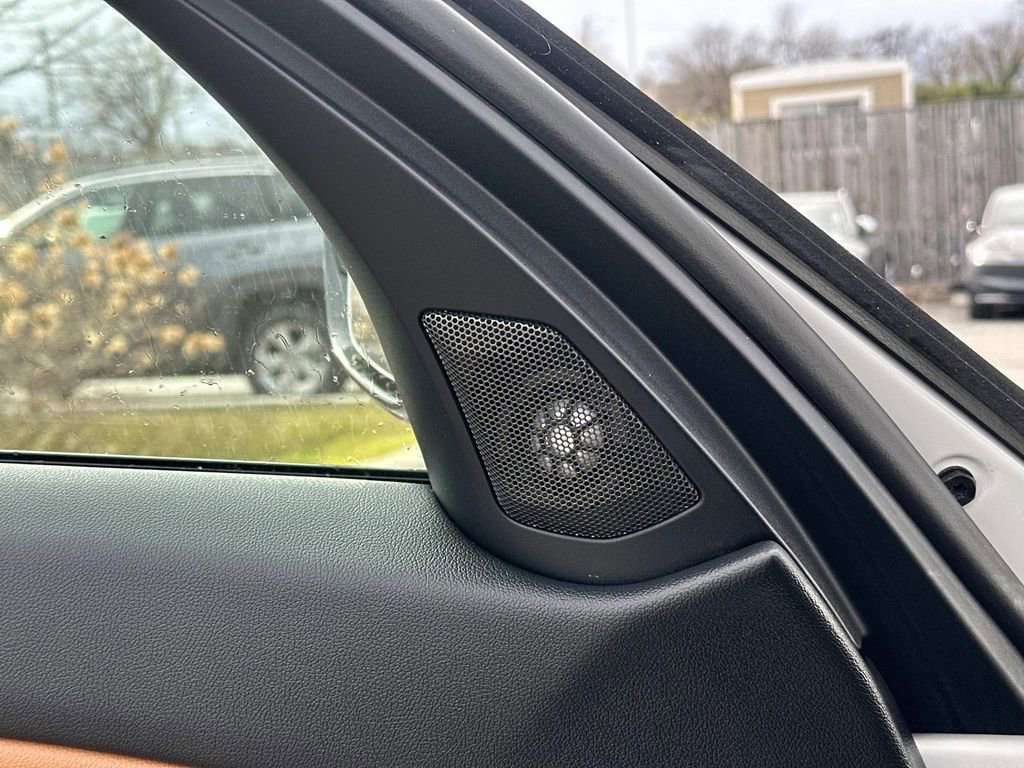 Used 2023 BMW 330e xDrive w/ M Sport Package image 25