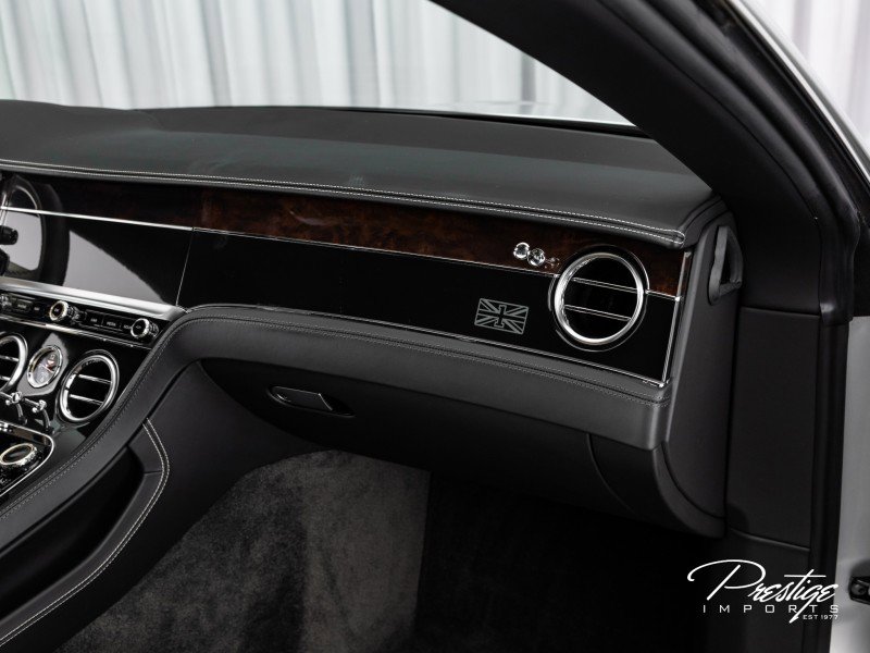 Used 2020 Bentley Continental GT V8 image 41