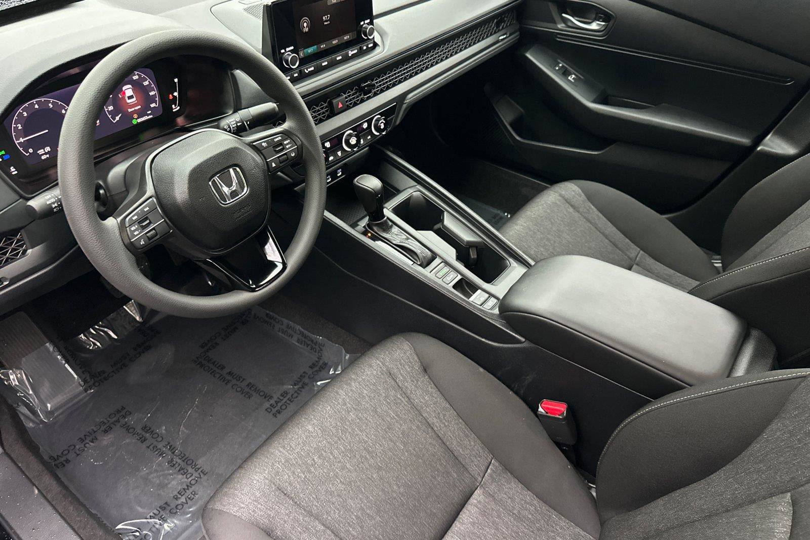 Certified 2025 Honda Accord LX image 4