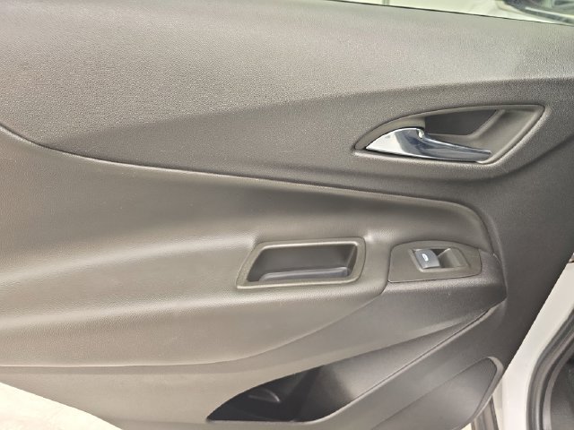 Used 2024 Chevrolet Equinox LT AWD/4WD image 18