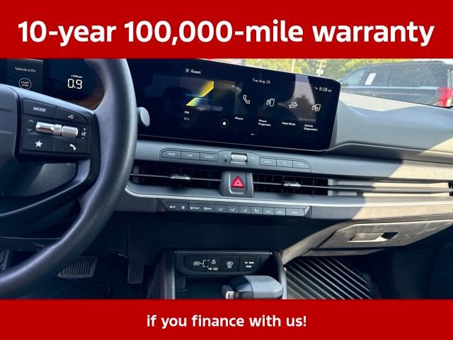 Used 2025 Kia K4 FWD image 30
