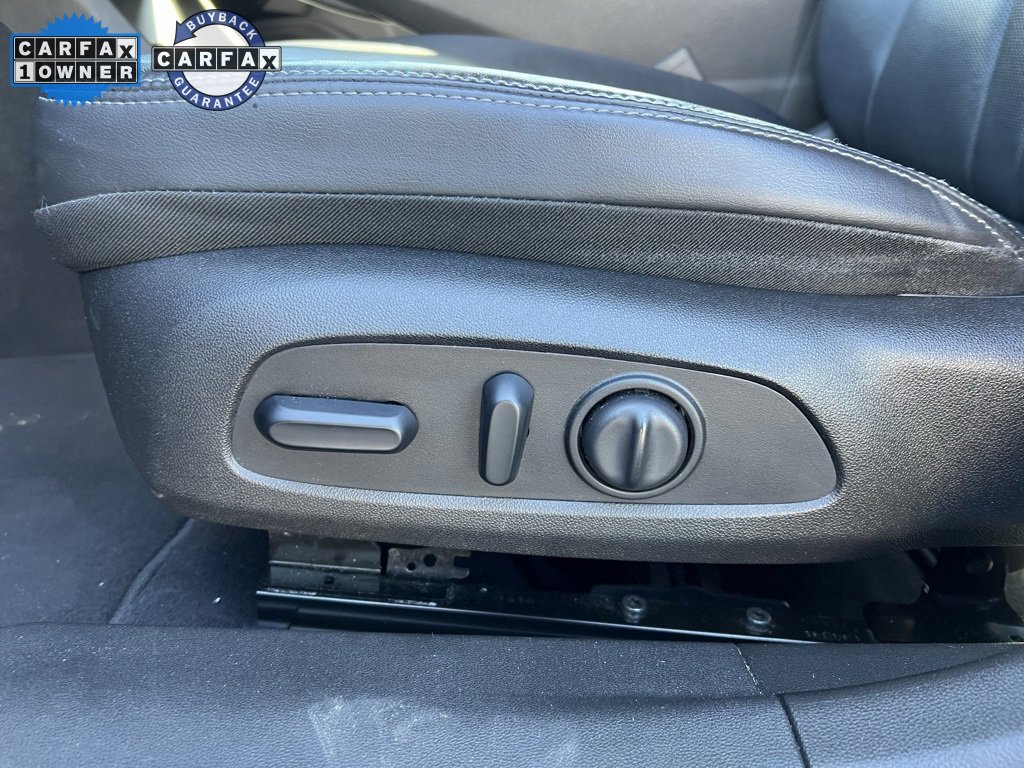 Used 2019 Buick LaCrosse Essence w/ Sights and Sounds Package image 9