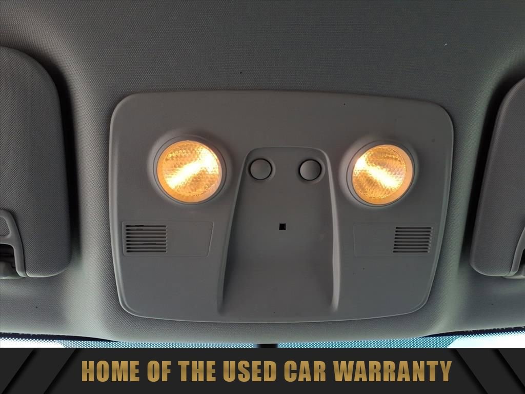 Used 2015 Chevrolet Traverse LT image 24