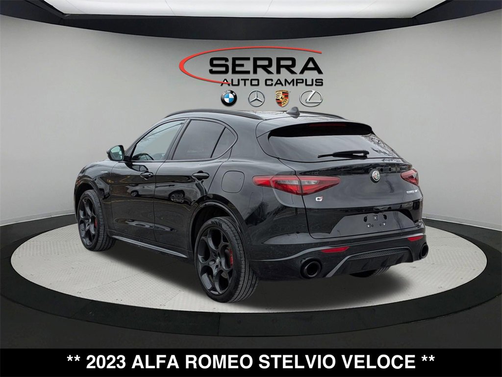 Used 2023 Alfa Romeo Stelvio Veloce image 15