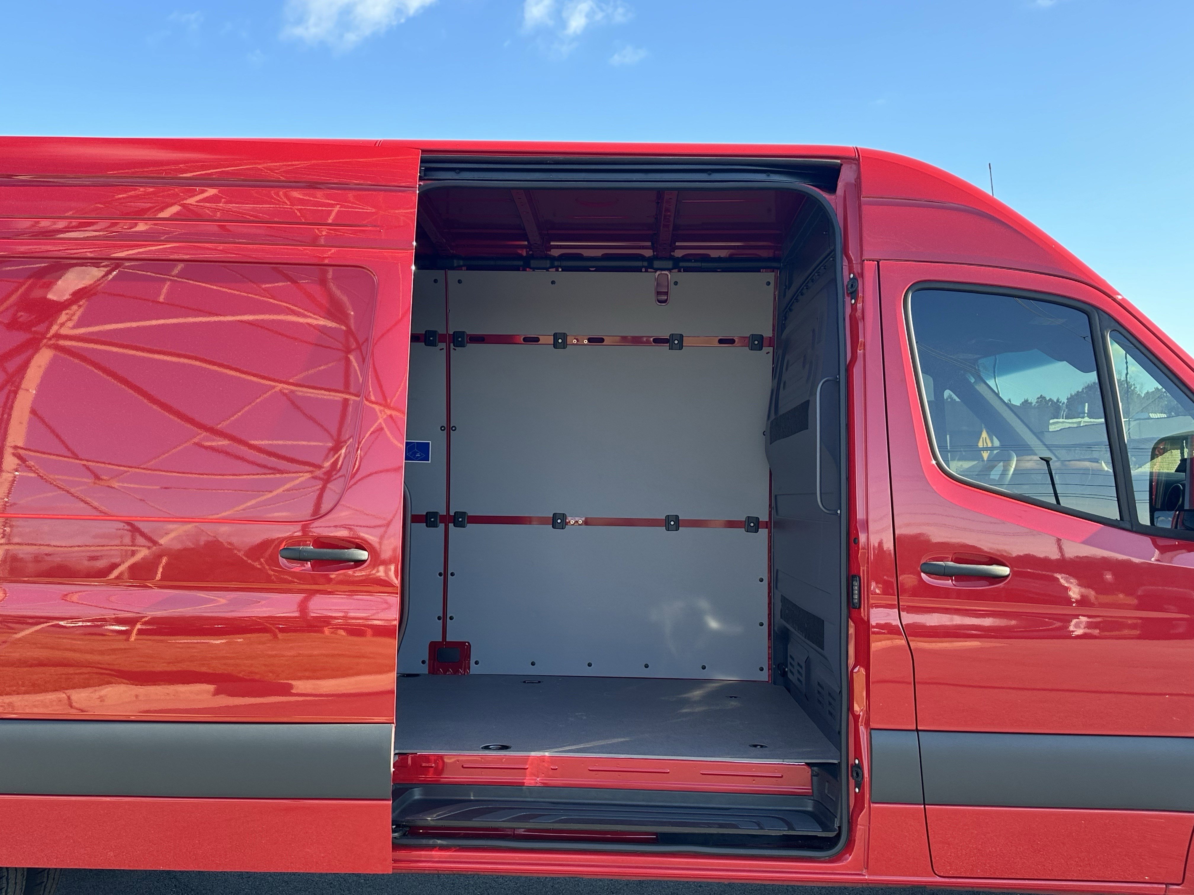 Used 2025 Mercedes-Benz Sprinter 3500 image 14