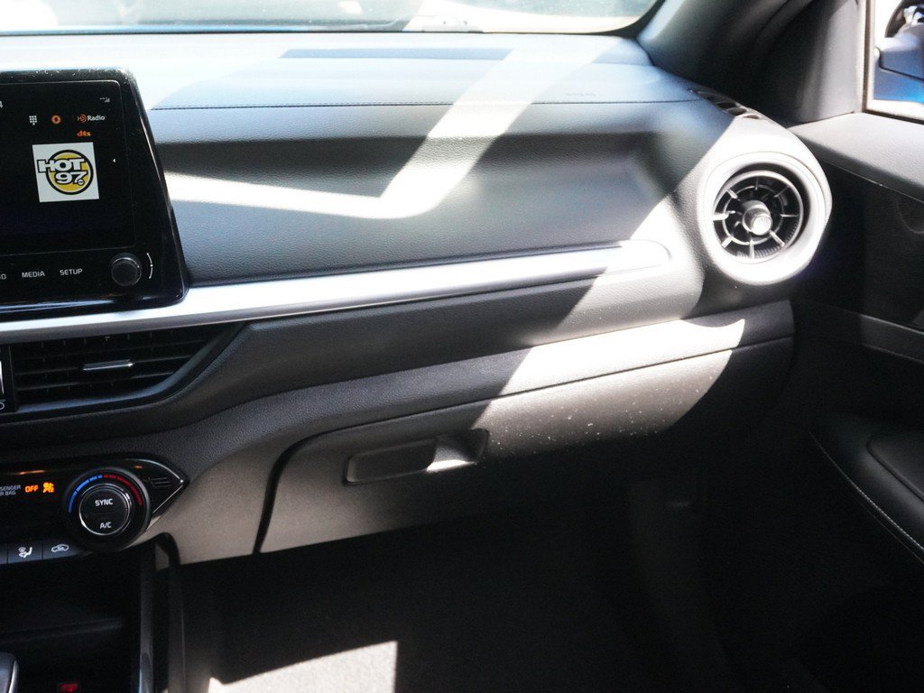 Used 2023 Kia Forte GT-Line w/ GT-Line Technology Package FWD image 33