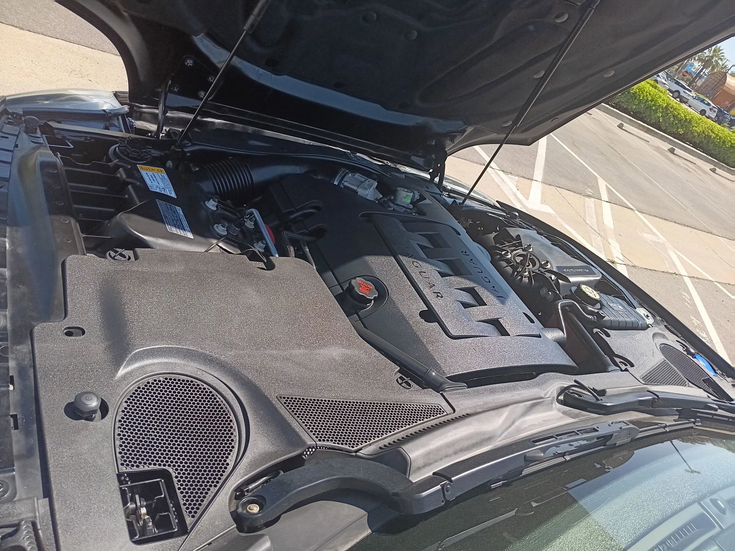 Used 2009 Jaguar XK Convertible image 33