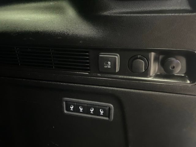 Used 2023 Jeep Wagoneer L Series II AWD/4WD image 8