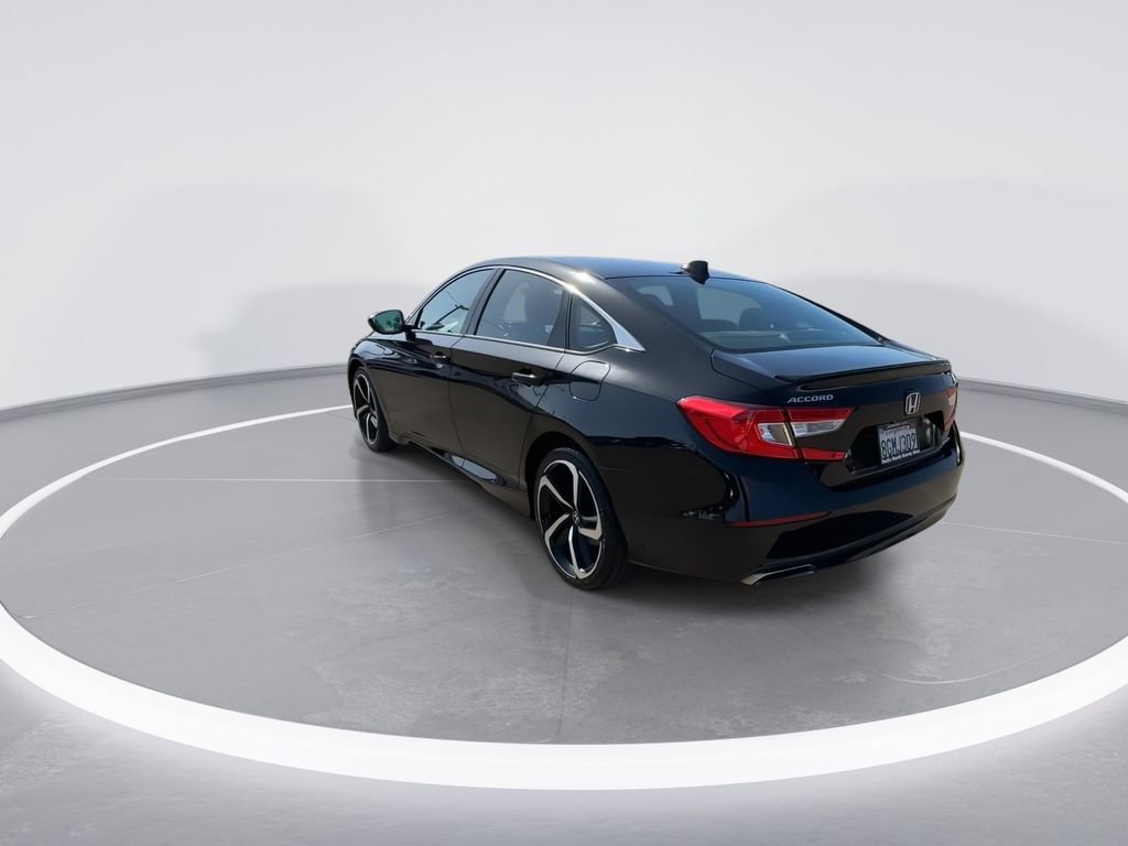 Used 2018 Honda Accord Sport image 10