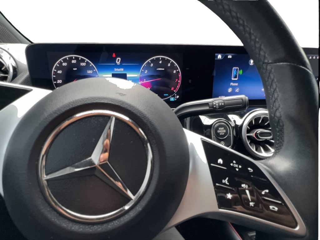 Used 2024 Mercedes-Benz GLA 250 image 39