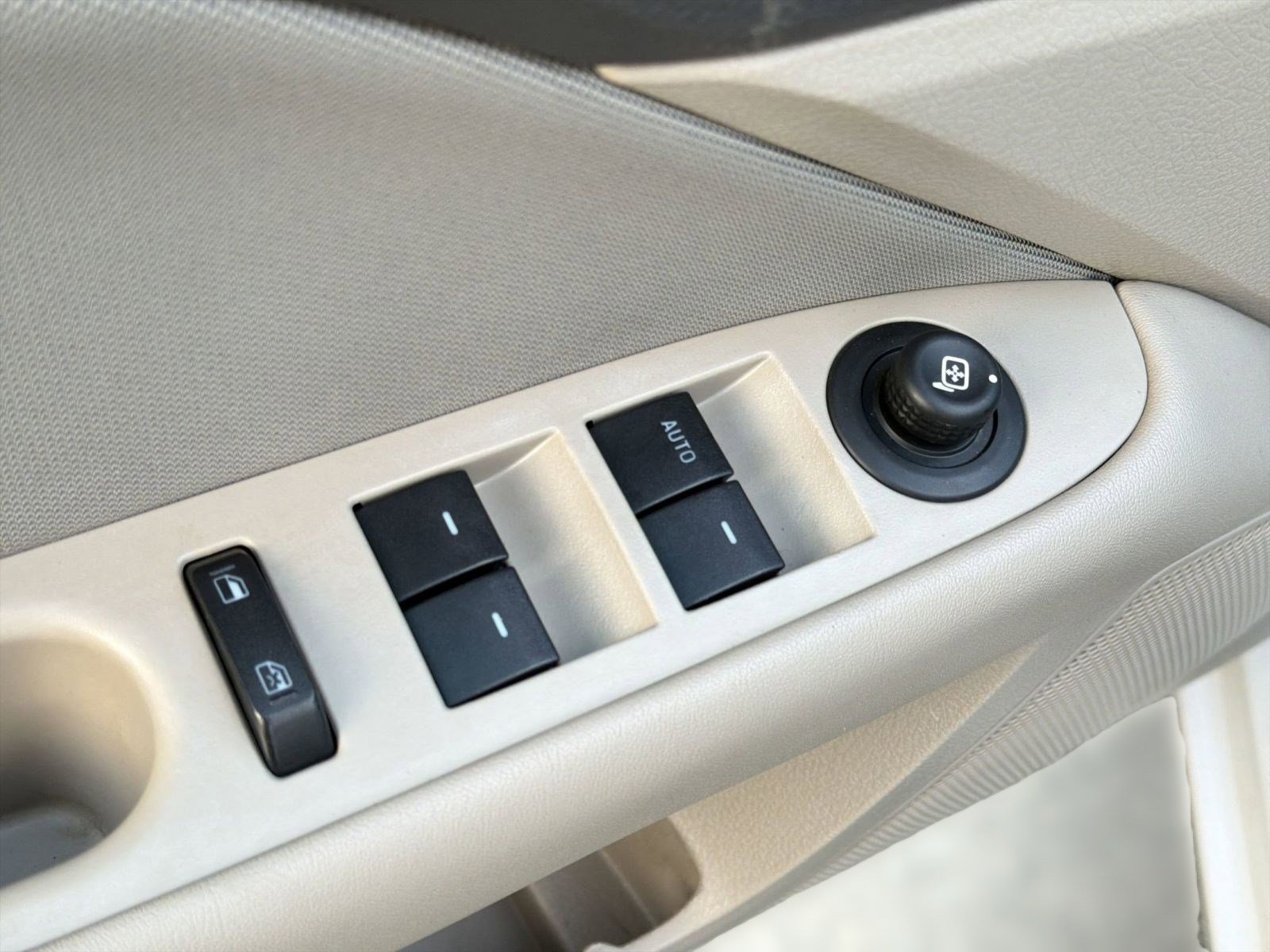 Used 2012 Ford Fusion SE image 11