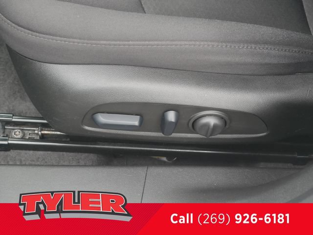 Used 2024 Chevrolet Malibu LT FWD image 22