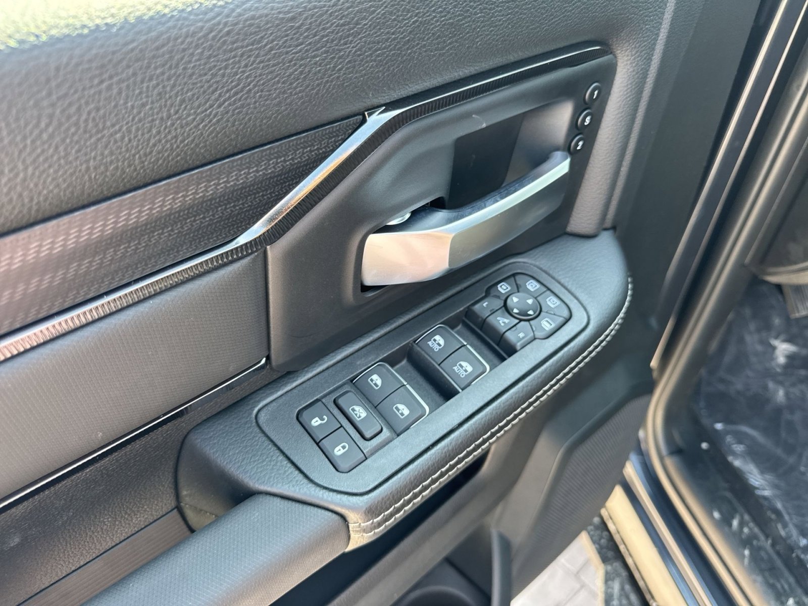 New 2025 RAM 2500 Rebel w/ Rebel Level 1 Equipment Group AWD/4WD image 20