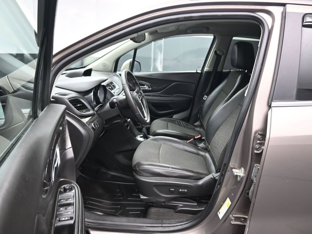 Used 2015 Buick Encore FWD image 11