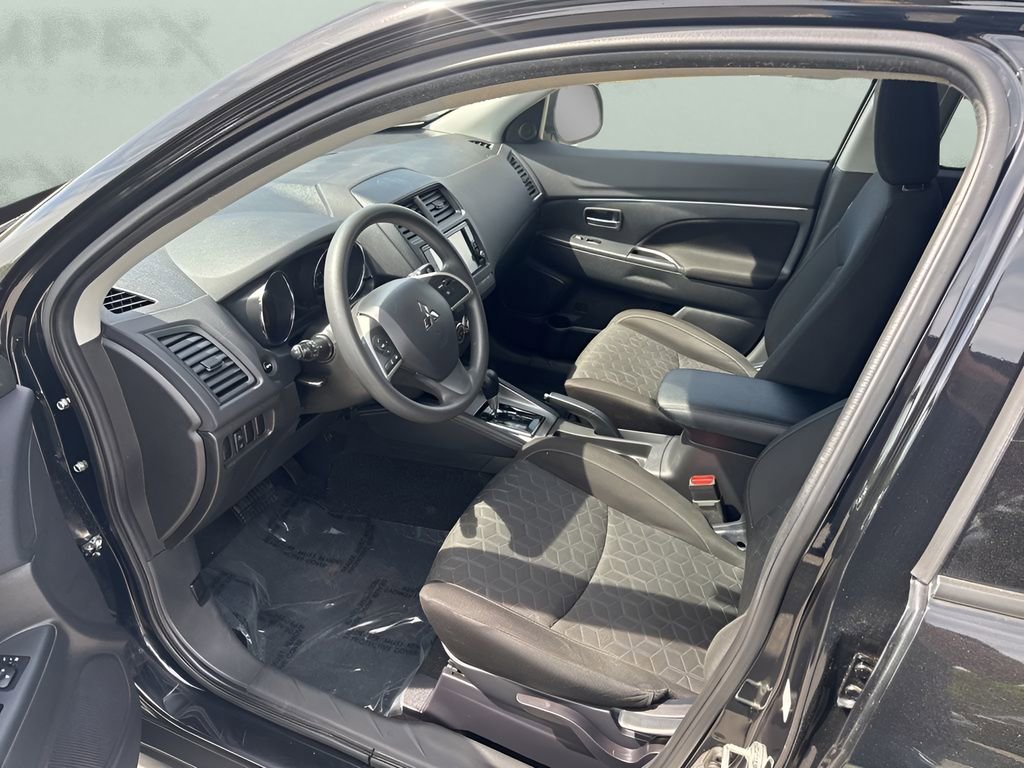 Used 2024 Mitsubishi Outlander Sport ES AWD/4WD image 9