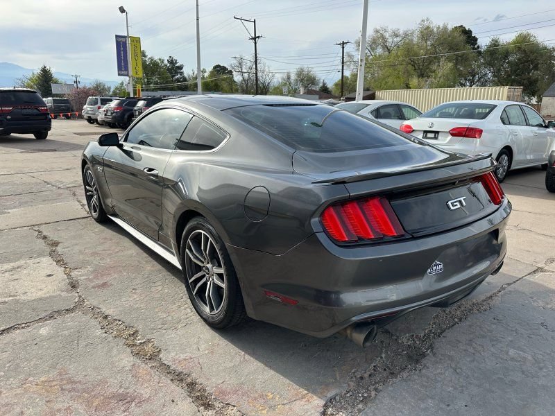 Used 2016 Ford Mustang GT RWD image 5