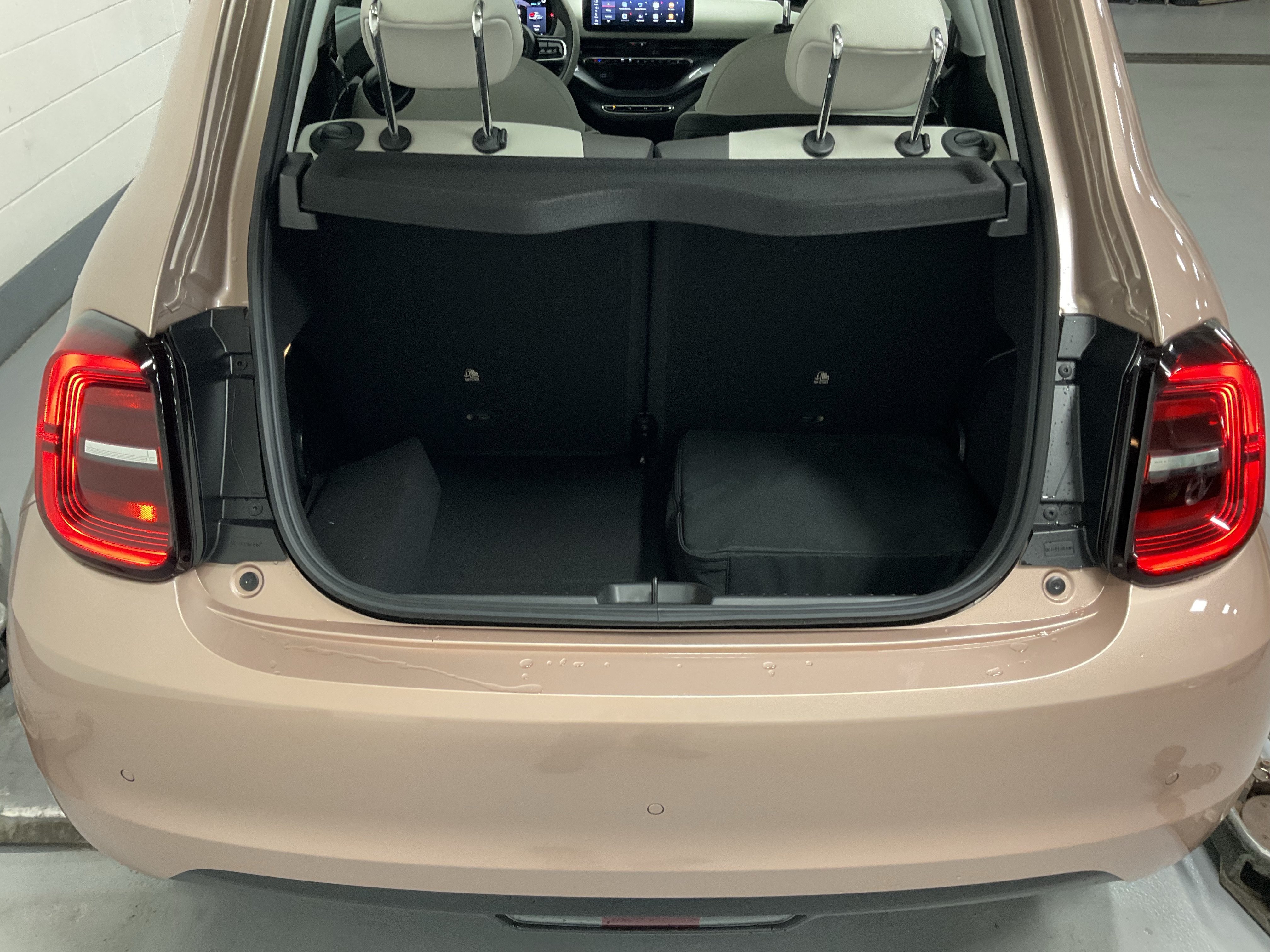 New 2026 FIAT 500 e Icona w/ Quick Order Package 21R FWD image 14