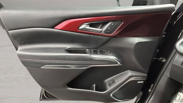 Used 2025 Chevrolet Traverse Z71 w/ Enhanced Driving Package image 17