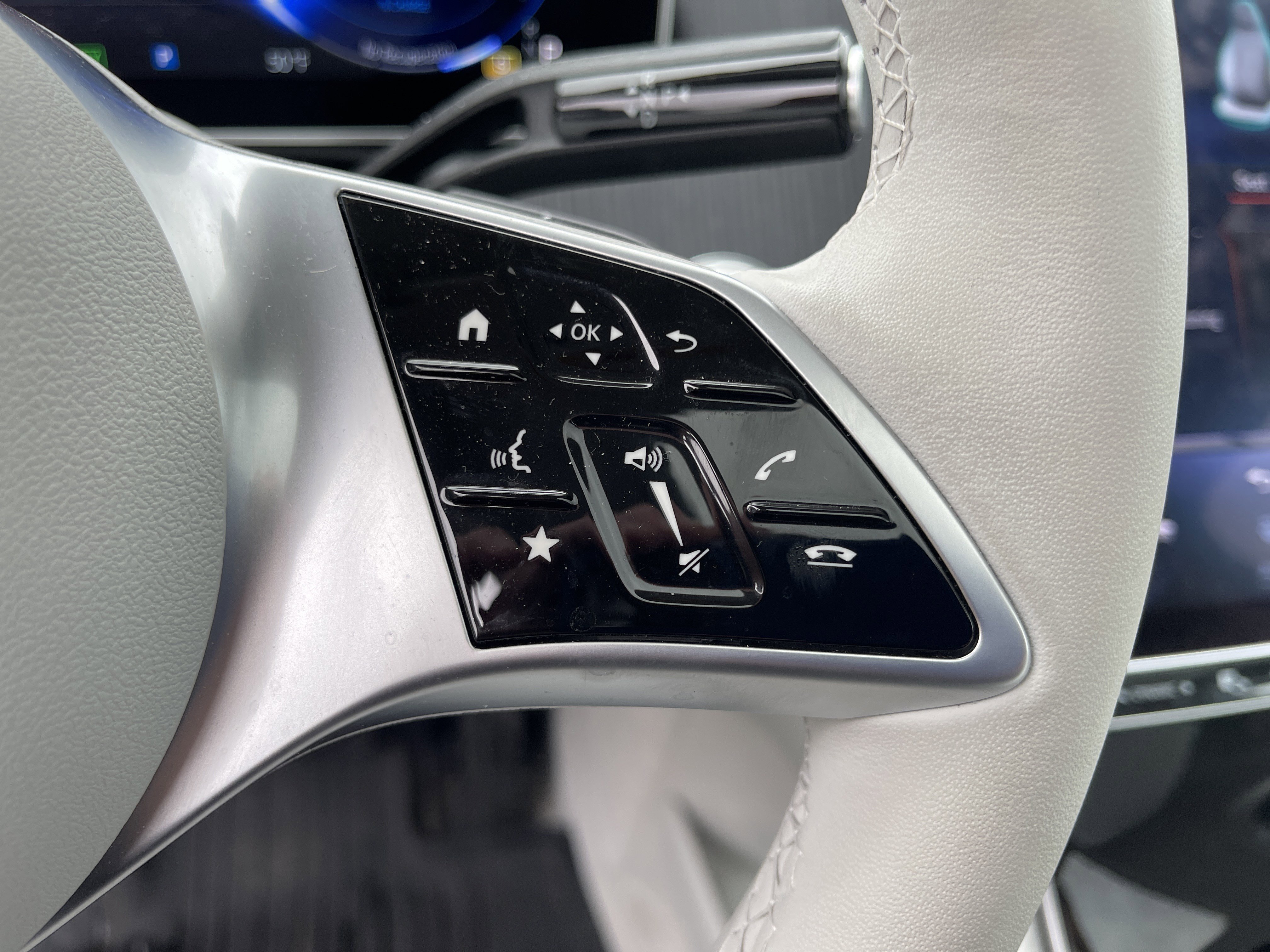 Certified 2024 Mercedes-Benz EQE 350+ 4MATIC SUV image 20