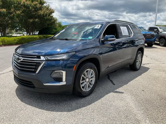 Used 2023 Chevrolet Traverse LT
