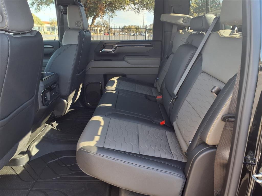 New 2026 Chevrolet Silverado 2500 ZR2 image 7