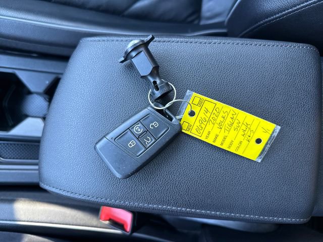 Used 2020 Volkswagen Tiguan SEL Premium R-Line image 35