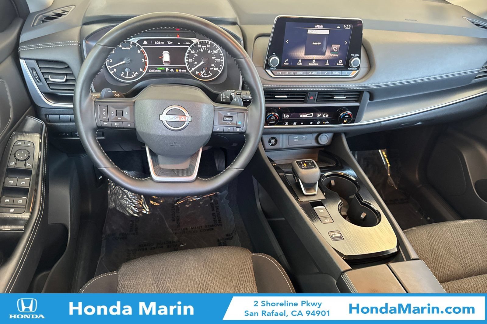 Used 2025 Nissan Rogue SV FWD image 18