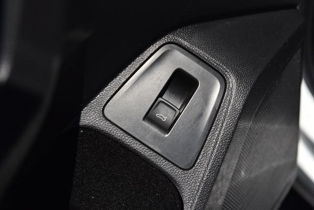 Certified 2022 Volkswagen Tiguan SE AWD/4WD image 9