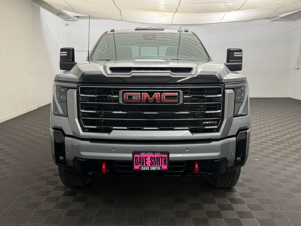 Used 2026 GMC Sierra 3500 AT4 w/ AT4 Premium Plus Package AWD/4WD image 6