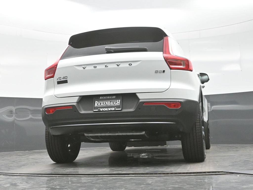 New 2026 Volvo XC40 B5 Ultra w/ Protection Package Premier AWD/4WD image 28