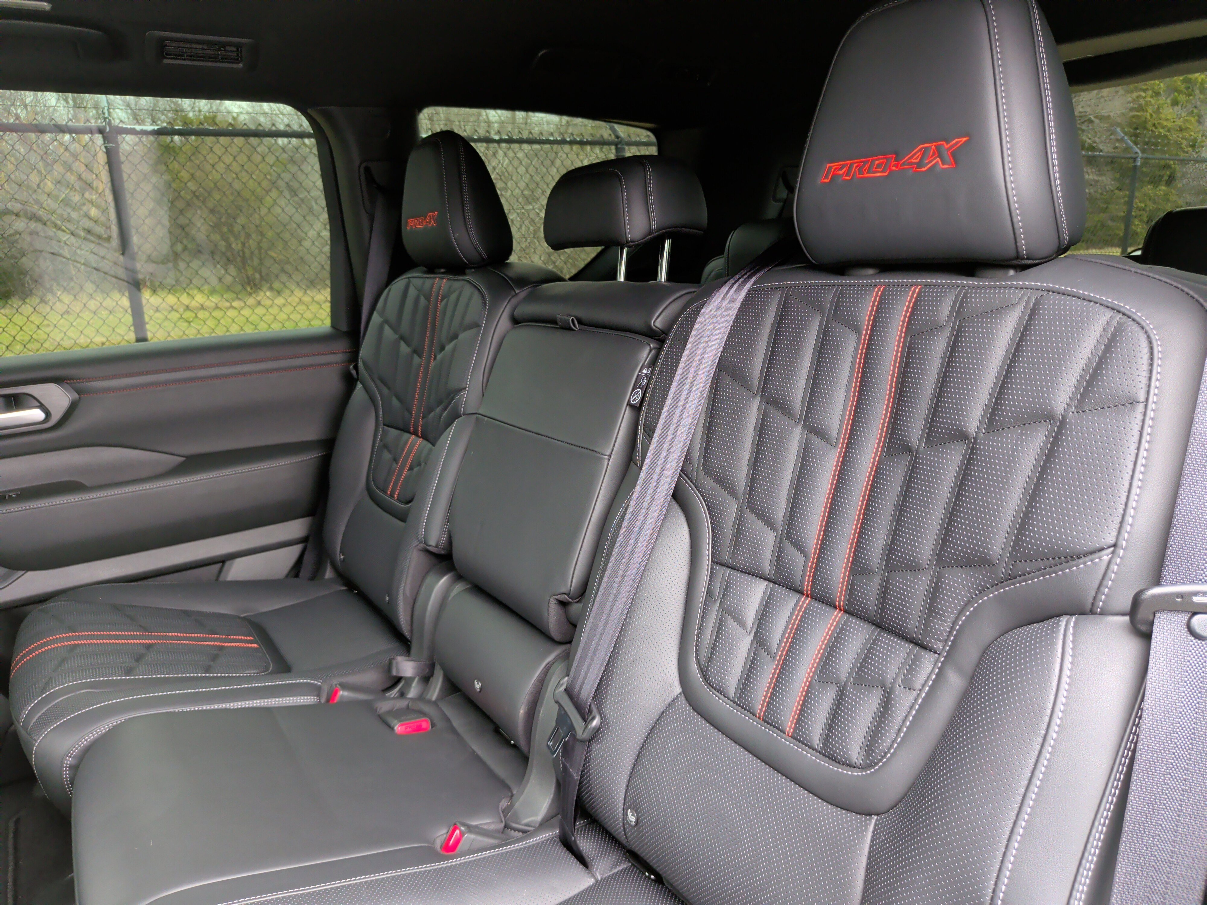 Used 2025 Nissan Armada PRO-4X w/ Pro-4X Premium Package image 33