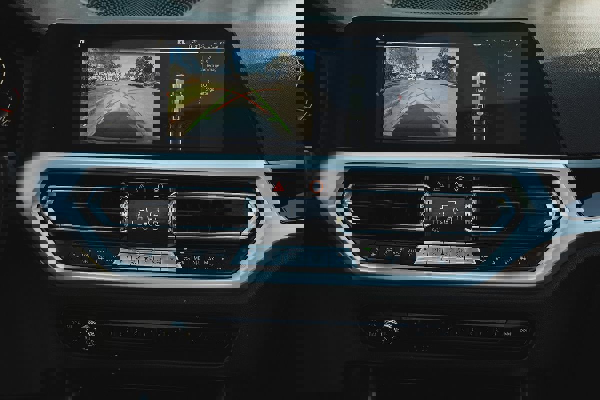 Used 2019 BMW 330i Sedan w/ Convenience Package image 35