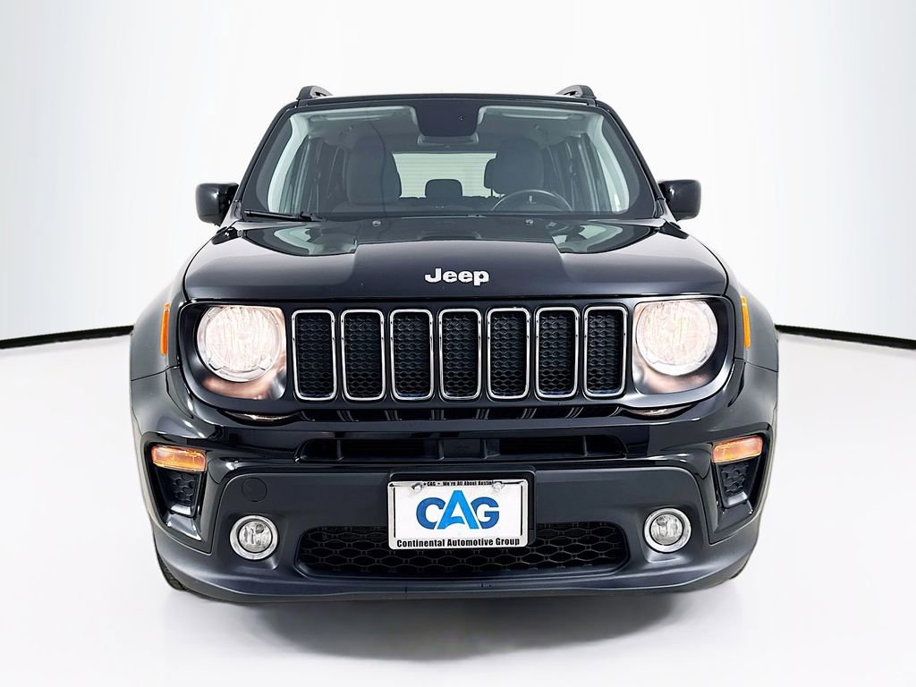Used 2019 Jeep Renegade Latitude w/ Cold Weather Group AWD/4WD image 2
