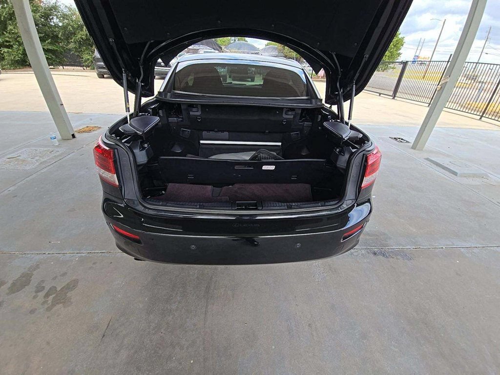 Used 2013 Lexus IS 250C w/ Luxury Pkg RWD image 16